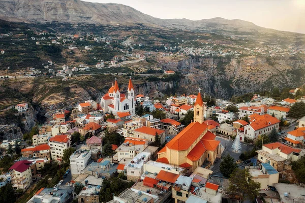 Bsharri Village Στα Βουνά Του Λιβάνου Μετά Την Επεξεργασία Χρησιμοποιώντας — Φωτογραφία Αρχείου