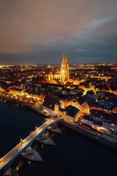 Kathedraal Van Regensburg Nachts Beieren Duitsland Post Verwerkt Met Behulp — Stockfoto