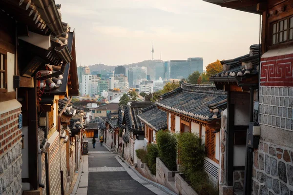 2021年11月に撮影された韓国 ソウルのブチョンアジア文化芸術スカイラインは 露出ブラケットを使用して後処理 — ストック写真