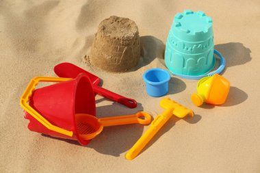 Plastik plaj oyuncakları. Açık hava oyunu