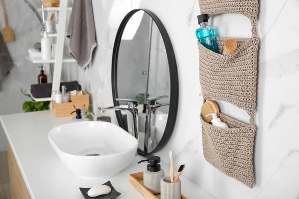 Knitted Organizer Hanging Wall Bathroom — Stock Photo, Image