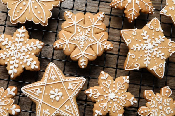 Sabrosas Galletas Navidad Estante Enfriamiento Vista Superior — Foto de Stock