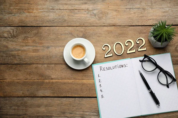 Het Maken Van Resoluties Voor 2022 Nieuwjaar Platte Lay Compositie — Stockfoto