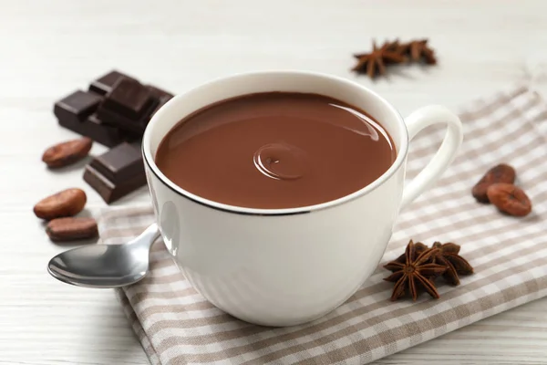 Chocolat Chaud Délicieux Tasse Sur Une Table Bois Blanc — Photo