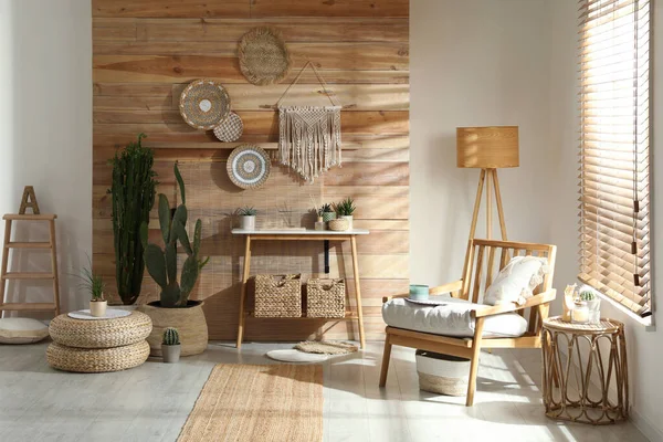 Interior Habitación Con Una Decoración Elegante Muebles — Foto de Stock
