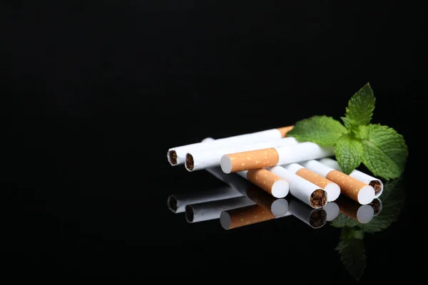 Menthol Cigarettes Mint Black Background Space Text — Stock Photo, Image