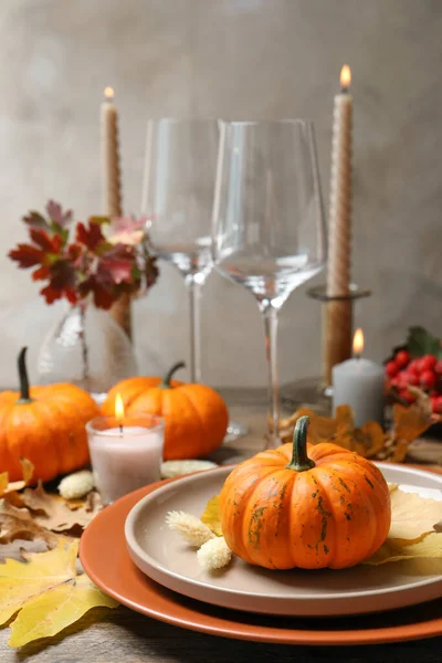 Beautiful Autumn Place Setting Decor Table — Stock Photo, Image