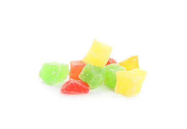 Deliciosos Pedaços Frutas Cristalizadas Fundo Branco — Fotografia de Stock
