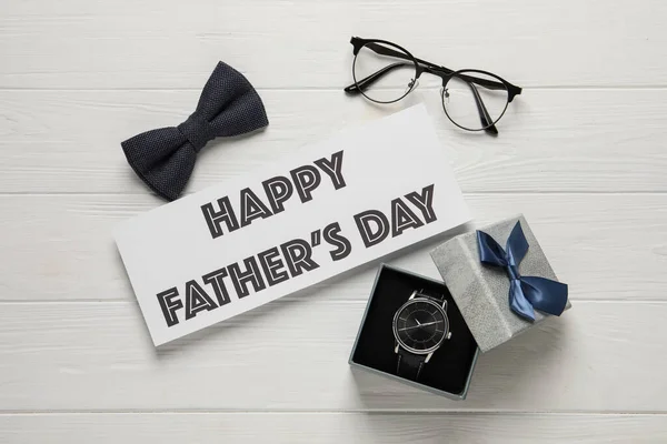 Kaart Met Zin Happy Father Day Bril Strikje Polshorloge Witte — Stockfoto