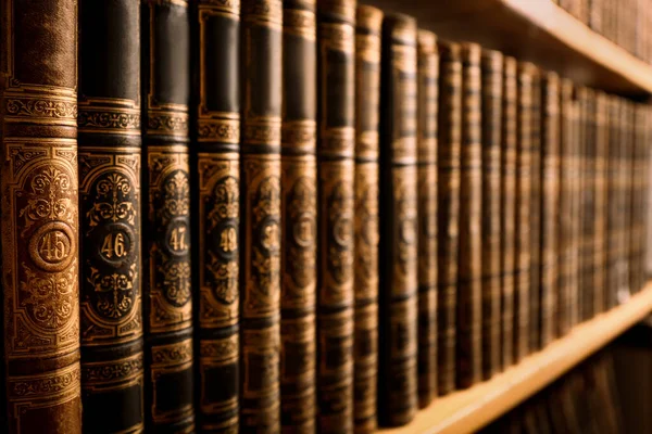 Collection Old Books Shelf Library Closeup — Stock Photo, Image