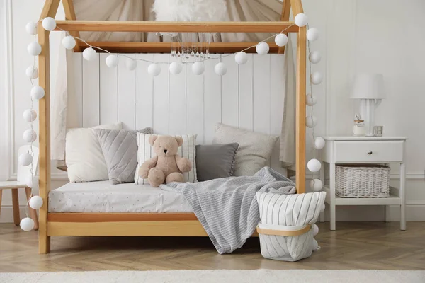 Стильна Кімната Дитини Домашнім Ліжком Дизайн Інтер Єру — стокове фото