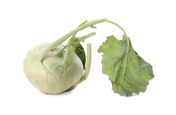 Vollreife Kohlrabi Pflanze Mit Blättern Auf Weißem Hintergrund — Stockfoto