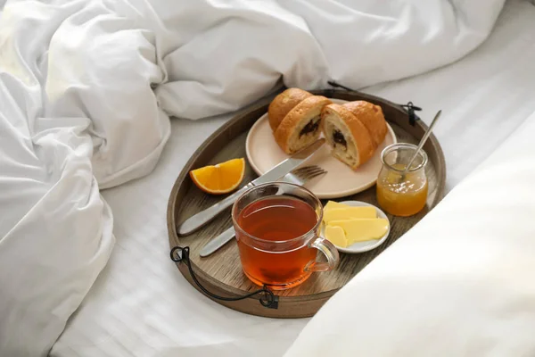 Bandeja Com Saboroso Café Manhã Cama Manhã — Fotografia de Stock