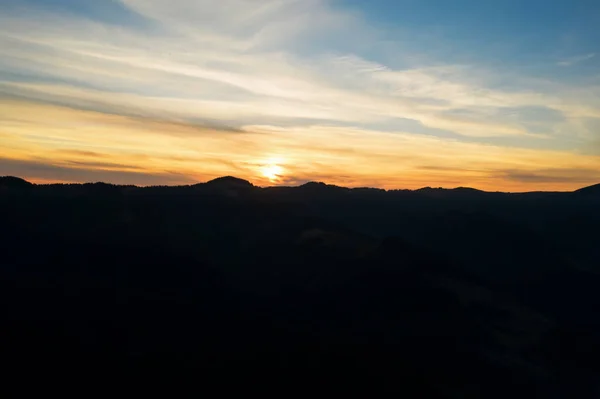 Silueta Paisaje Montaña Atardecer Fotografía Drones — Foto de Stock