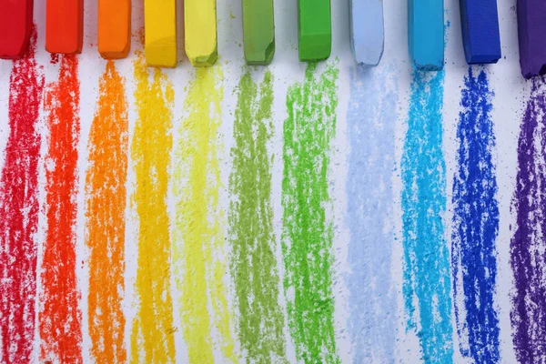 Gessi Pastello Colorati Sfondo Bianco Posa Piatta Materiali Disegno — Foto Stock