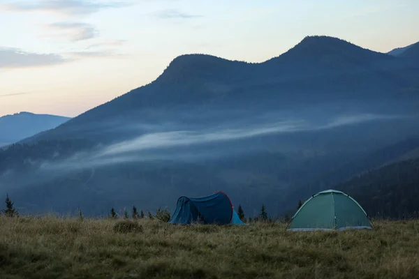 Палатки Палаток Горах Ранним Утром — стоковое фото