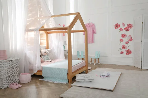 Stylish Child Room Interior Wooden House Bed — Stock Photo, Image