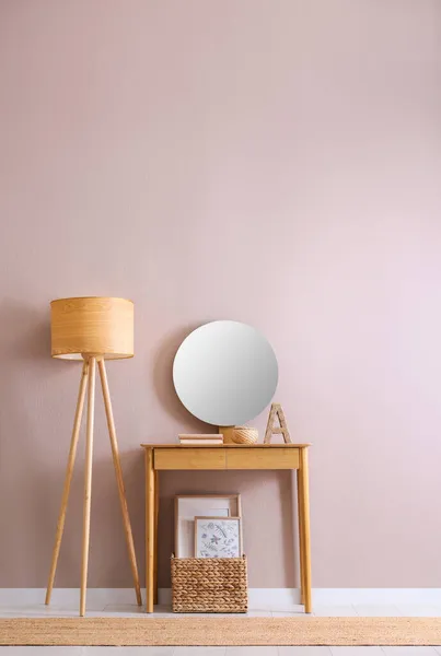 Elegant Room Interior Console Table Floor Lamp — Stock Photo, Image