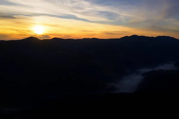 Silueta Paisaje Montaña Atardecer Fotografía Drones — Foto de Stock