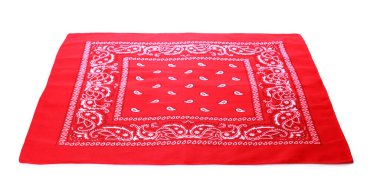 Beyaz desenli kırmızı bandana.