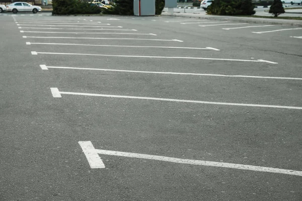 Estacionamento Carro Com Linhas Marcação Brancas Livre — Fotografia de Stock