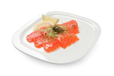 Beyaz kapari, mikro yeşillik ve limonlu somon carpaccio.