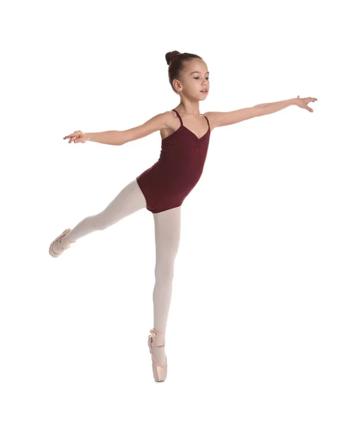 Маленькая Балерина Практикует Танцевальные Движения Белом Фоне — стоковое фото