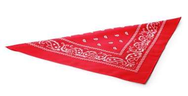 Beyaz desenli katlanmış kırmızı bandana.