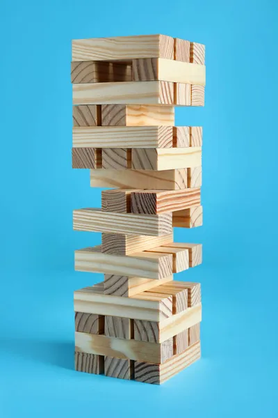Бенга Вежа Дерев Яних Блоків Світло Синьому Тлі — стокове фото