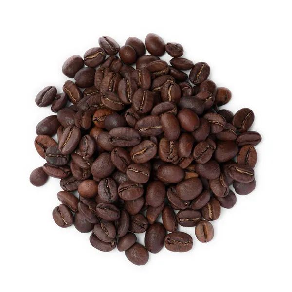 Stapel Gebrande Koffiebonen Witte Achtergrond Bovenaanzicht — Stockfoto