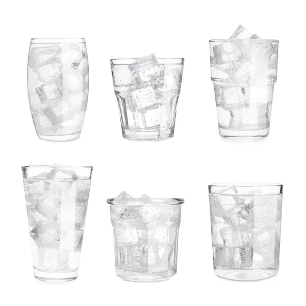 Set Con Diferentes Vasos Agua Con Hielo Sobre Fondo Blanco — Foto de Stock