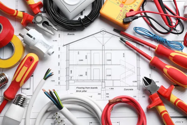 Set Van Elektriciens Gereedschappen Accessoires Huisplattegrond Plat Lay — Stockfoto