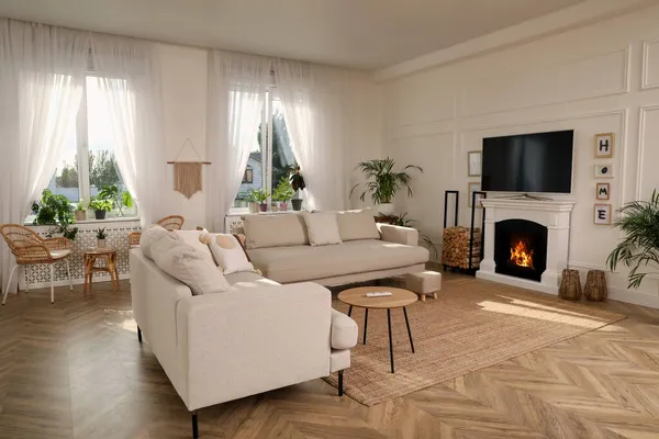 Ruang Tamu Bergaya Dengan Sofa Nyaman Modern Dan Perapian Desain — Stok Foto