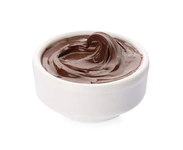 一碗用白色隔离的巧克力酱 — 图库照片