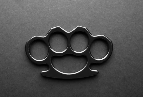 Brass Knuckles Black Background Top View — Stock Photo, Image