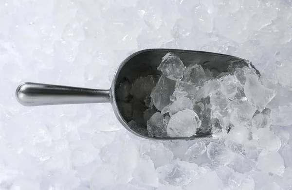 Metallschaufel Auf Crushed Ice Ansicht Von Oben — Stockfoto