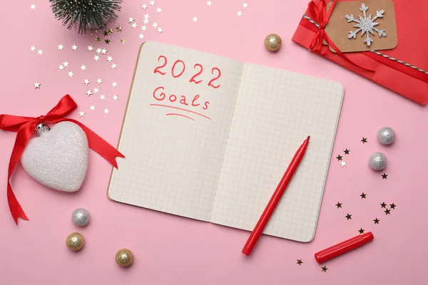 Objectivos Planeamento Para 2022 Ano Novo Notebook Decoração Festiva Fundo — Fotografia de Stock