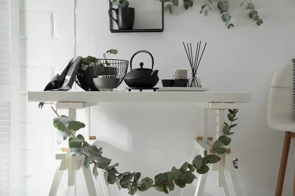 Stylish Room Decorated Beautiful Green Eucalyptus Branches — Stock Photo, Image
