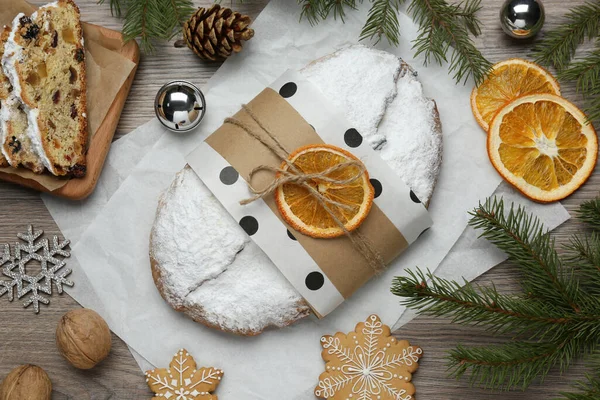 Decorated Traditional Christmas Stollen Wooden Table Flat Lay — Stock Photo, Image