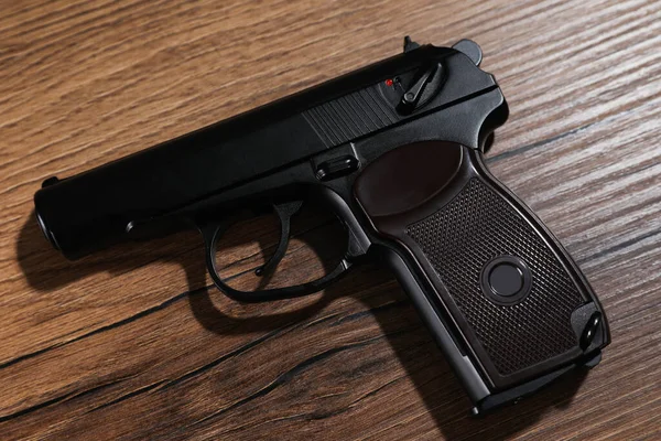 Handgun Wooden Table Top View Semi Automatic Pistol — Stock Photo, Image