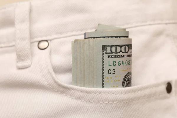 Банкноты Доллару Кармане Белых Джинсов Крупным Планом Трата Денег — стоковое фото