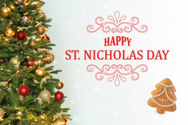 Mutlu Aziz Niklas günleri, tebrik kartı tasarımı. Süslü Noel ağacı ve arka planda lezzetli kurabiyeler.