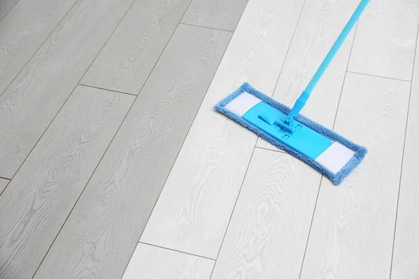 Washing Parquet Floor Mop Difference Cleaning — Stock Photo, Image