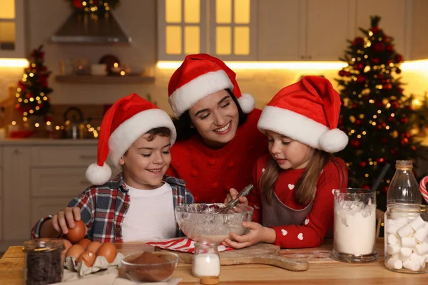 Happy Family Making Dough Christmas Cookies Home — Stock Photo, Image