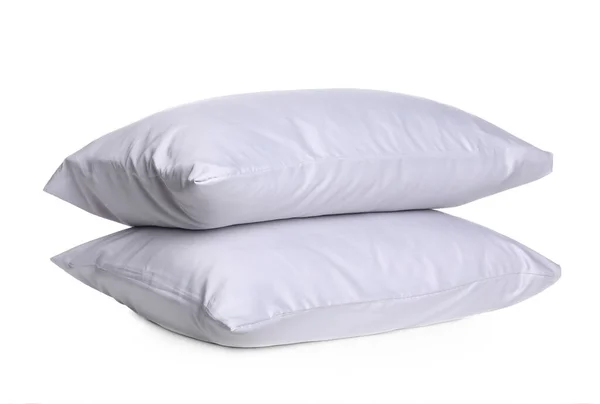 白色背景的新柔软的床枕 丝质亚麻布 — 图库照片