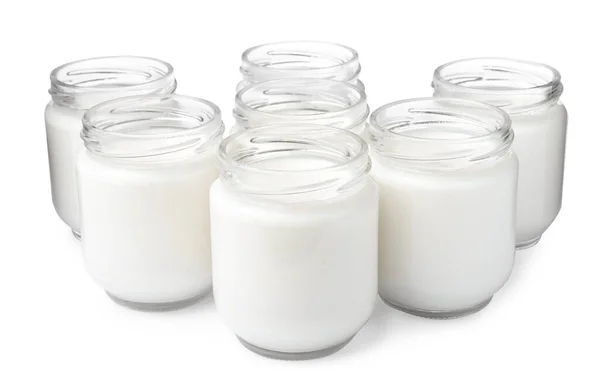 Скляні Банки Смачним Домашнім Йогуртом Білому Тлі — стокове фото