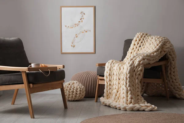 Cobertor Malha Macio Robusto Poltrona Quarto Design Interiores — Fotografia de Stock