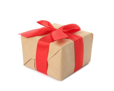 beyaz izole kırmızı fiyonklu hediye kutusu