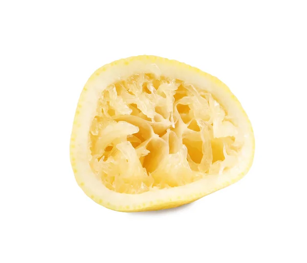 Половина Выжатого Лимона Изолированного Белом — стоковое фото