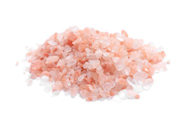 Beyaz arka plan üzerinde Pembe himalaya tuzu yığını